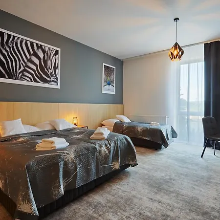 & Restaurant Barca Hotell 3*