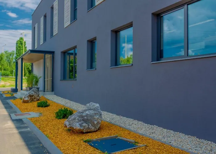 Hotel & Restaurant Barca 3*